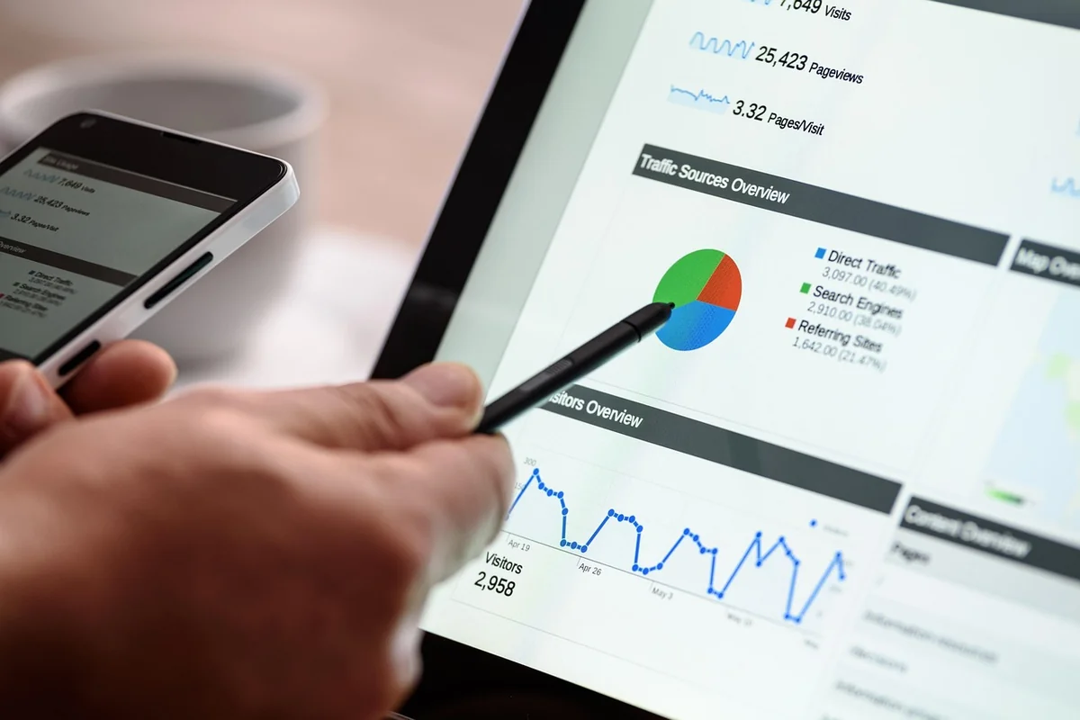 Boostez votre stratégie en 2026 : analyse de la concurrence SEO, techniques et outils clés